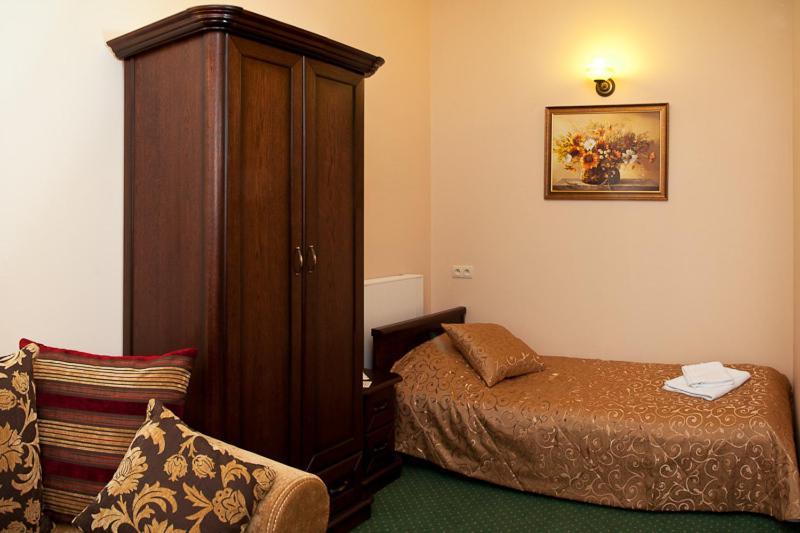 Nieporęt Zloty Dworekモーテル 部屋 写真